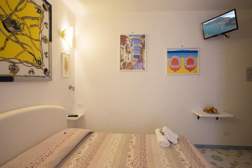 B&B Celestina Ischia Lacco Ameno  Dış mekan fotoğraf